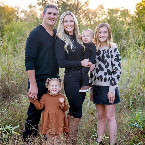 Meet your Posher, Amanda - Picture 11 of 15